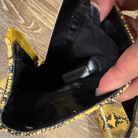 Steve Madden Rarely Yellow Snakeskin Pattern Ankle Booties - Picture 7 of 8